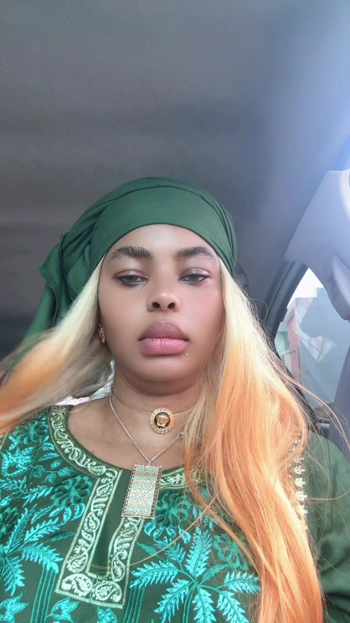 @baralaka mousso la baronne🌸🦂