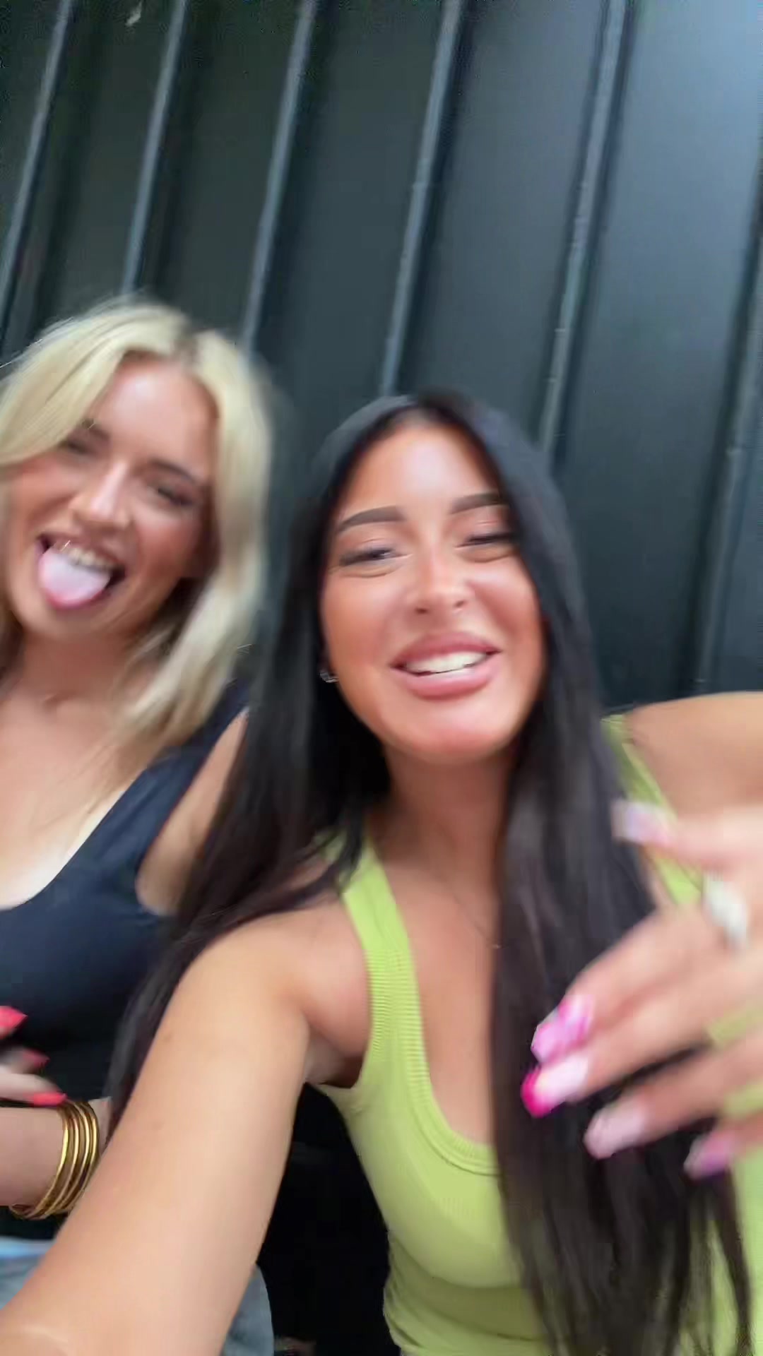 @anjoux