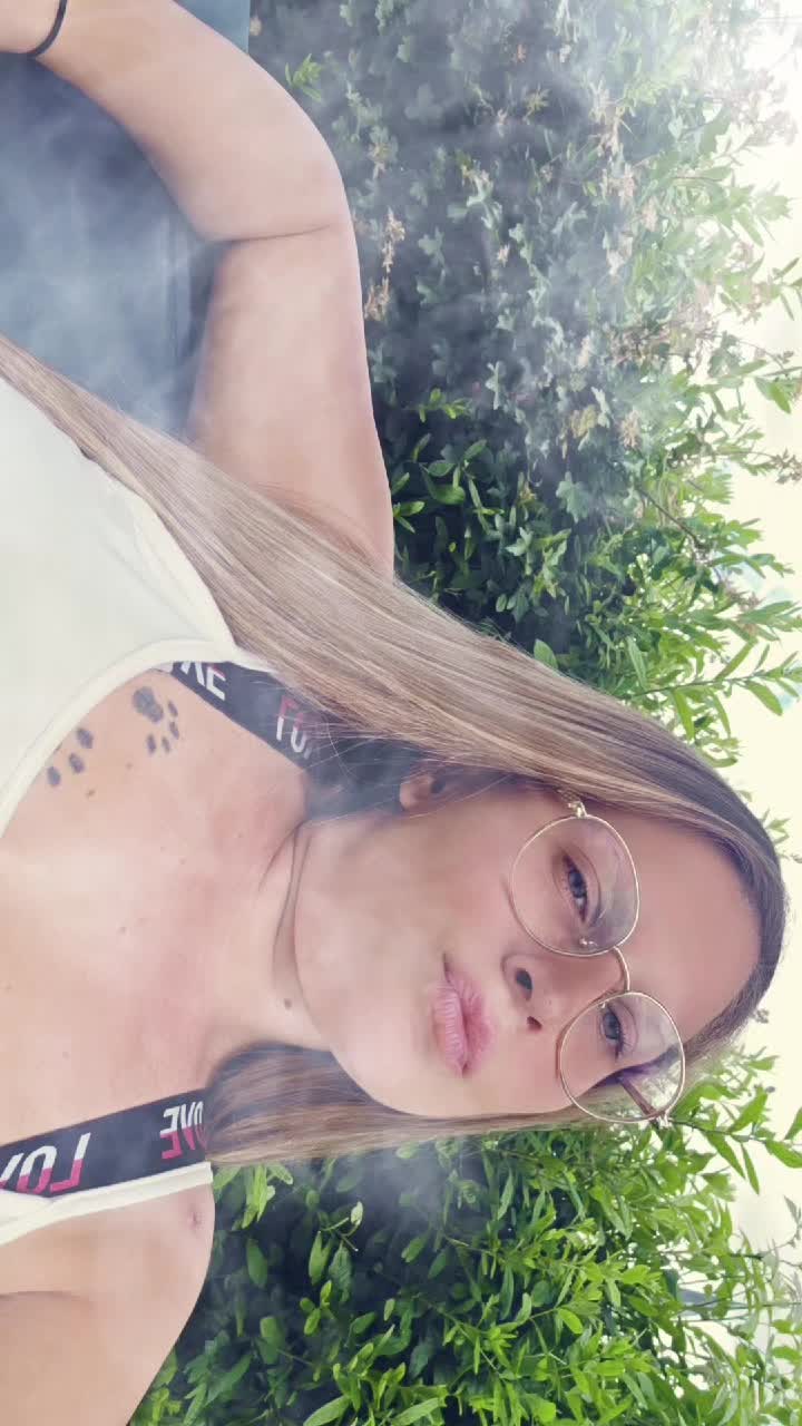 @C&oslash;ŕaliə L&otilde;renz&oslash; Ayde&ntilde;