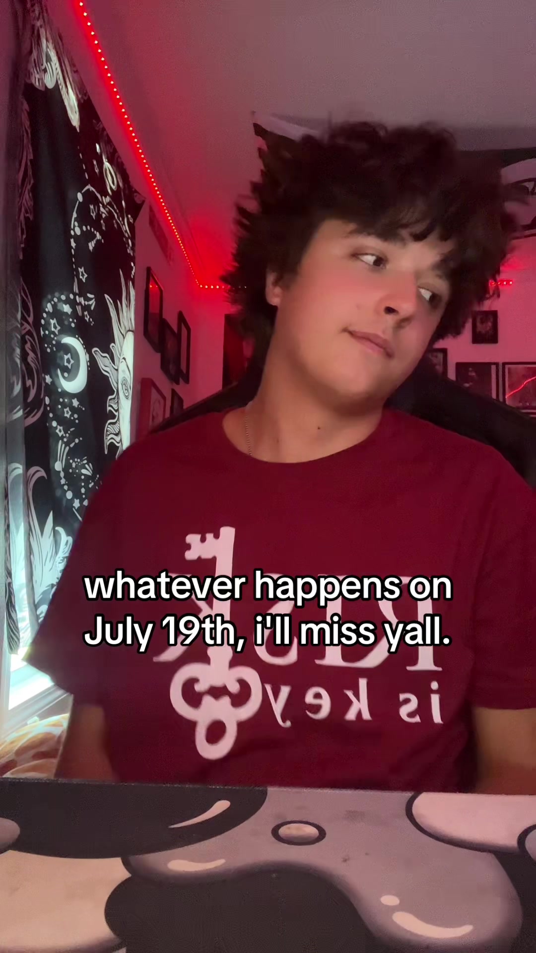 @T