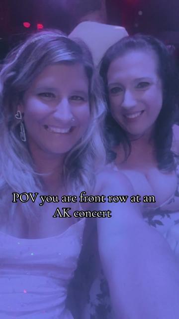 @Dani Marie💜