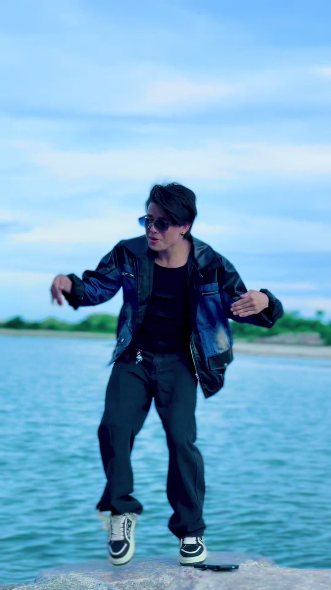 @Binod 🏋️💪🫰