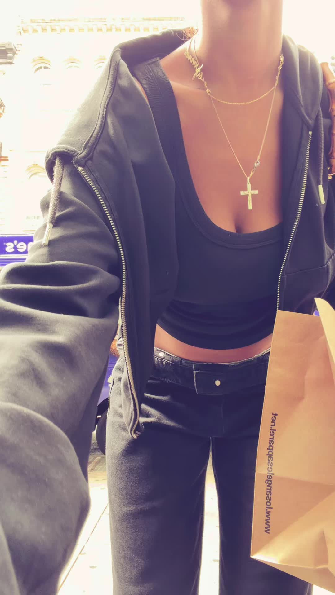 @ivyyyyyyyyyyyyyyyyyyyy_