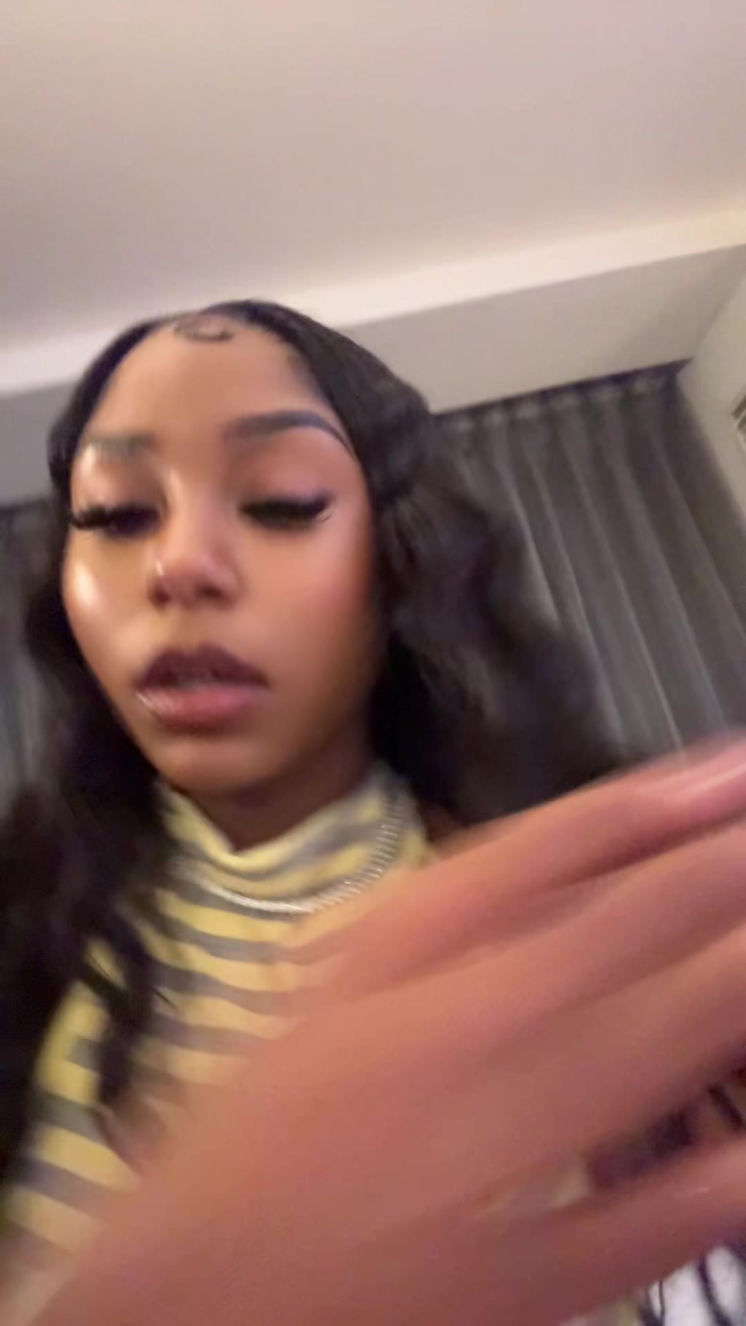 @RAYBAE
