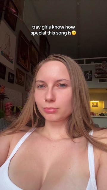 @redhotambz