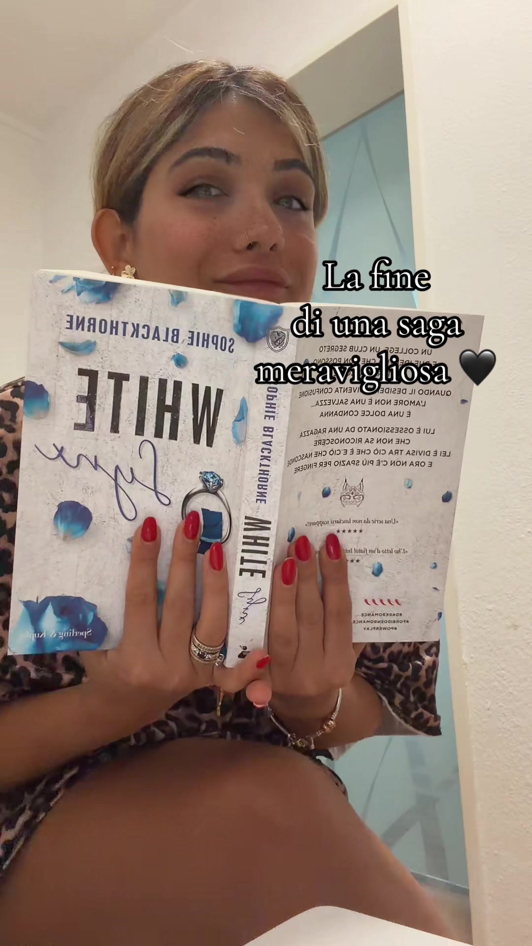 @Janet Diary 📚🖤