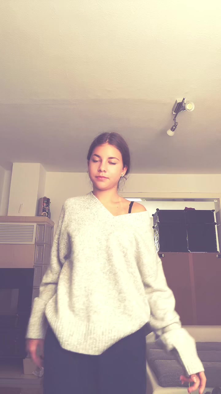 @𝐿𝒾𝓈𝒶 🦦✩