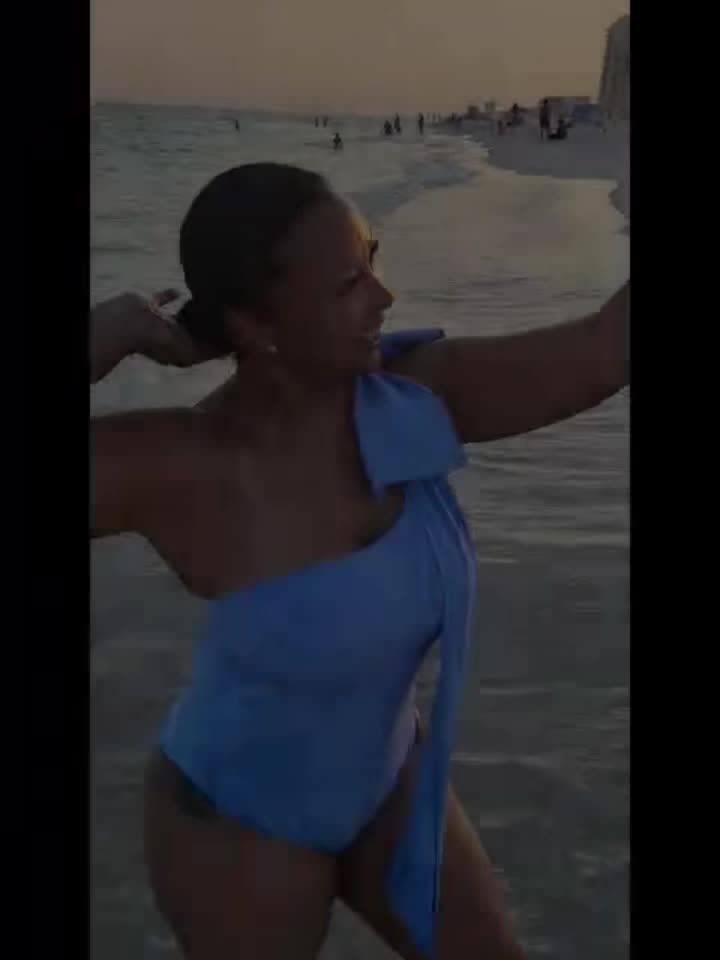 @cindyturpeau