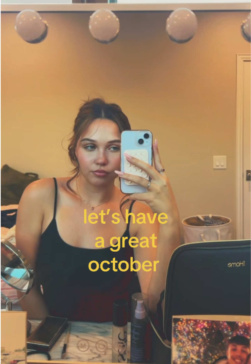 @bella