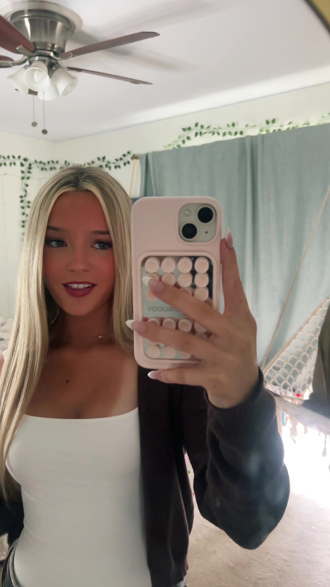 @kenlimariee