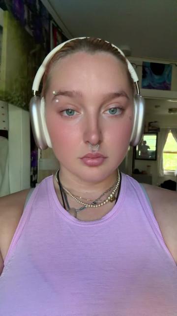@lizzzzz9530