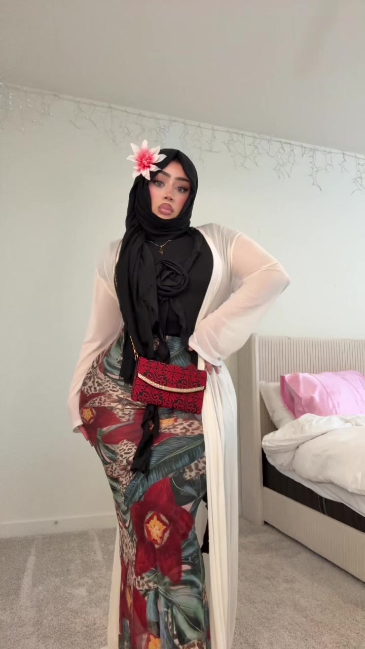 @layla<3