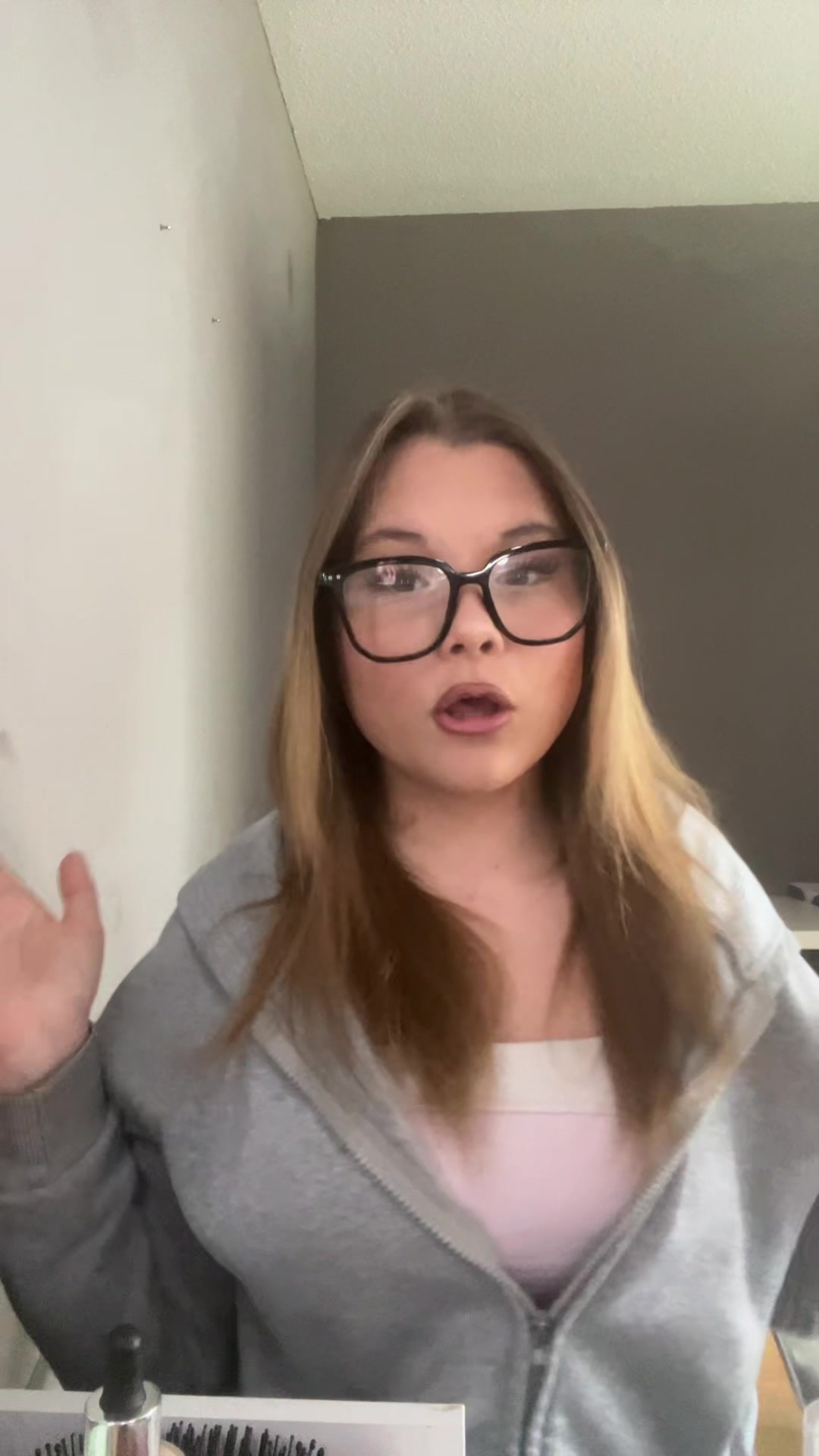 @kiri123321