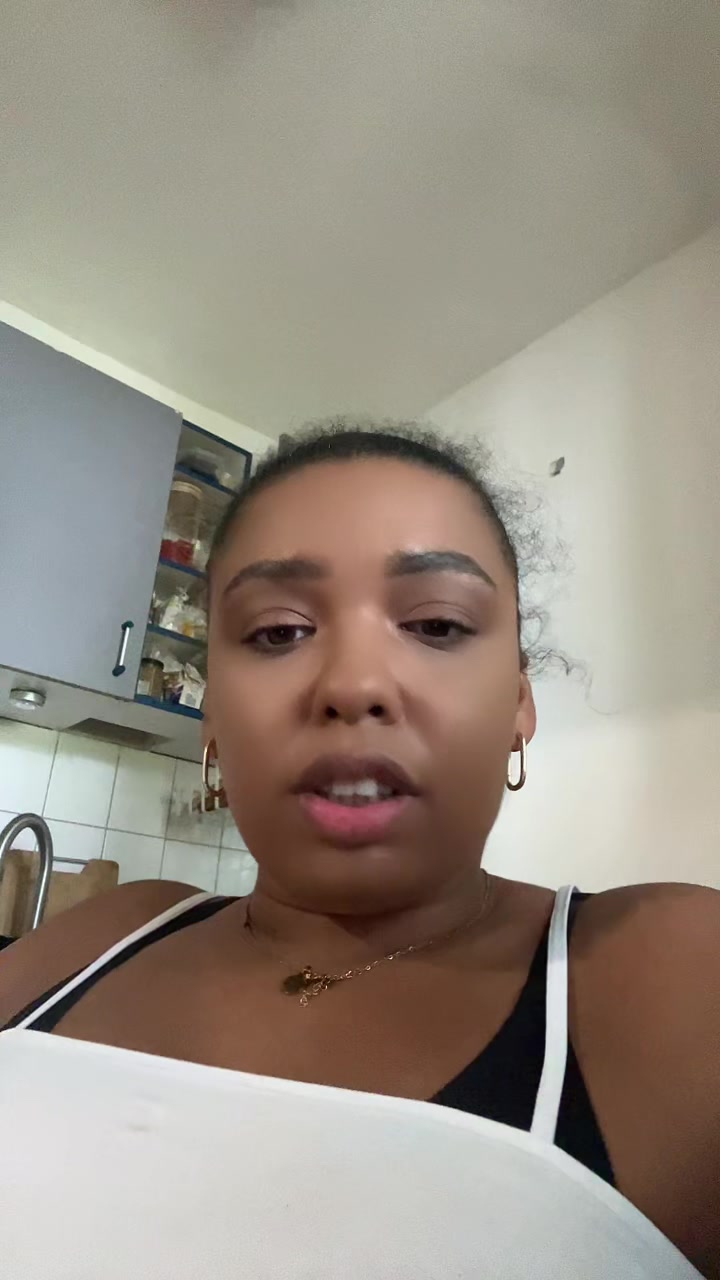 @Moniquee⟭⟬