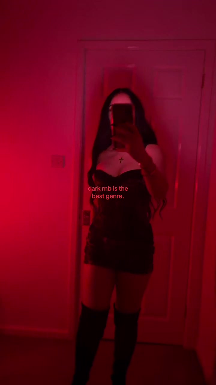 @VANNA RAINELLE
