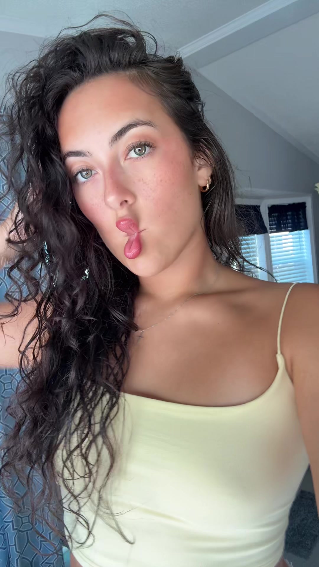 @thegabriellahernandez