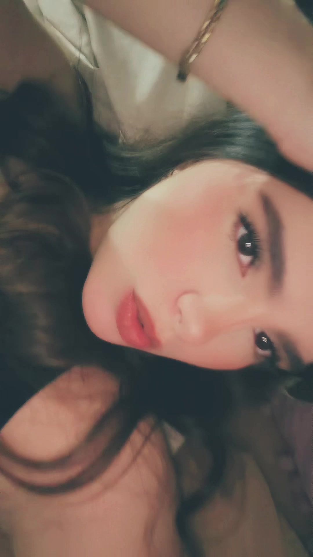 @ana carrera