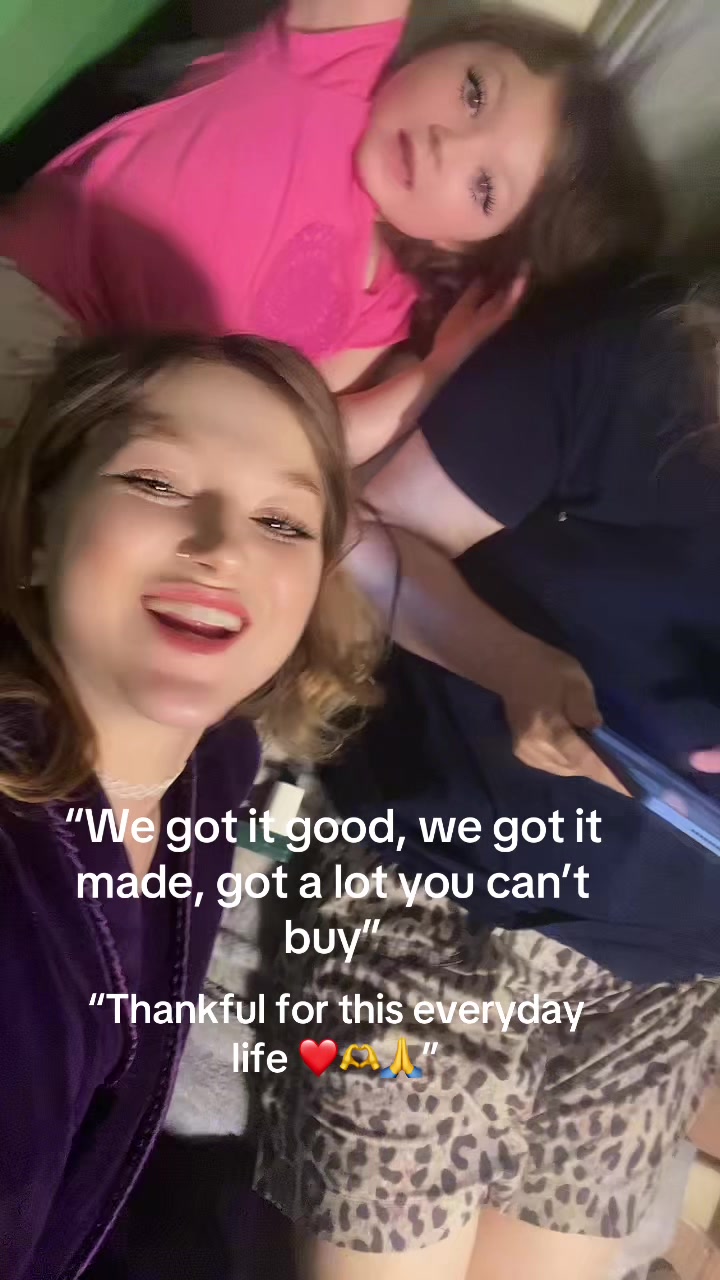 @Brokitty