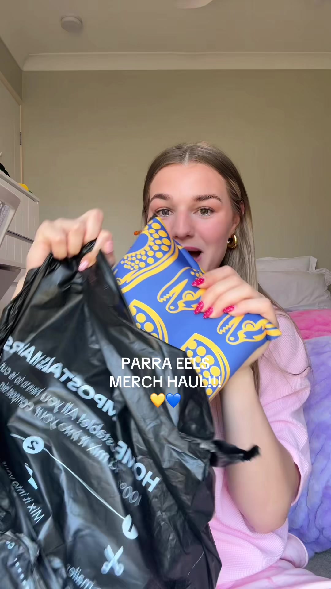 @TAYLA