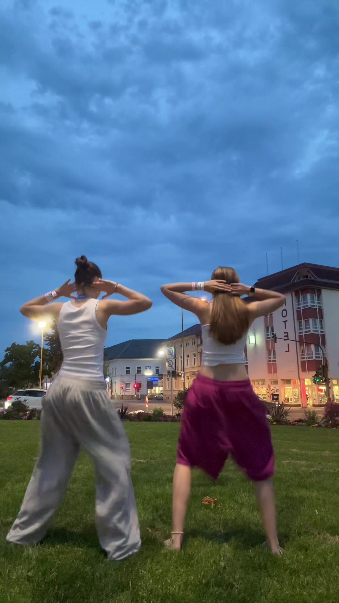 @Katharina