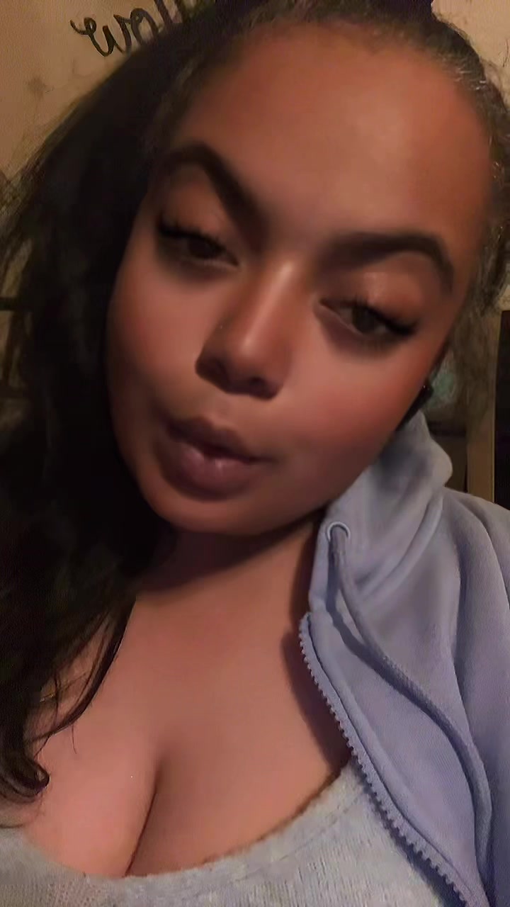 @🫣🩵Nina-Nicole🤍🌕🎹🥊🖖🏻🧡