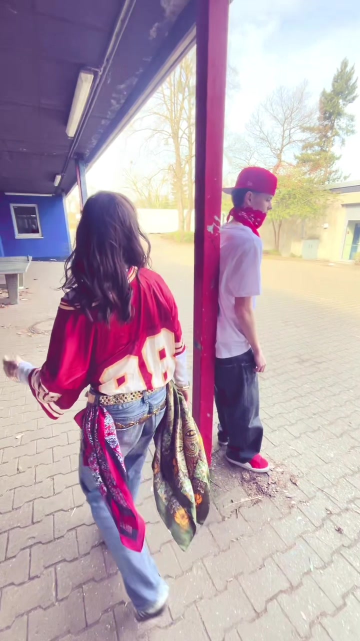 @schleppenddurchsabi