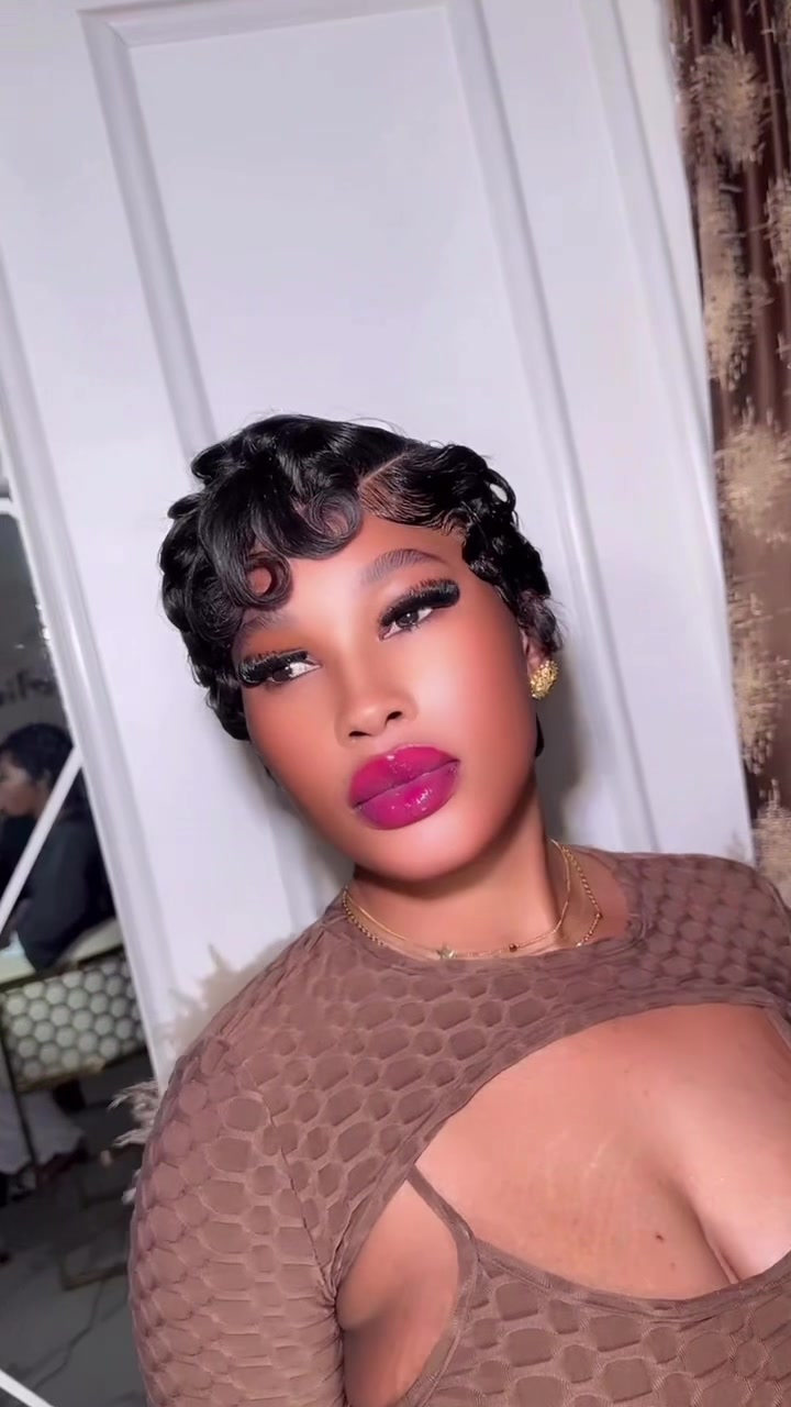 @Dija_and_Aisha