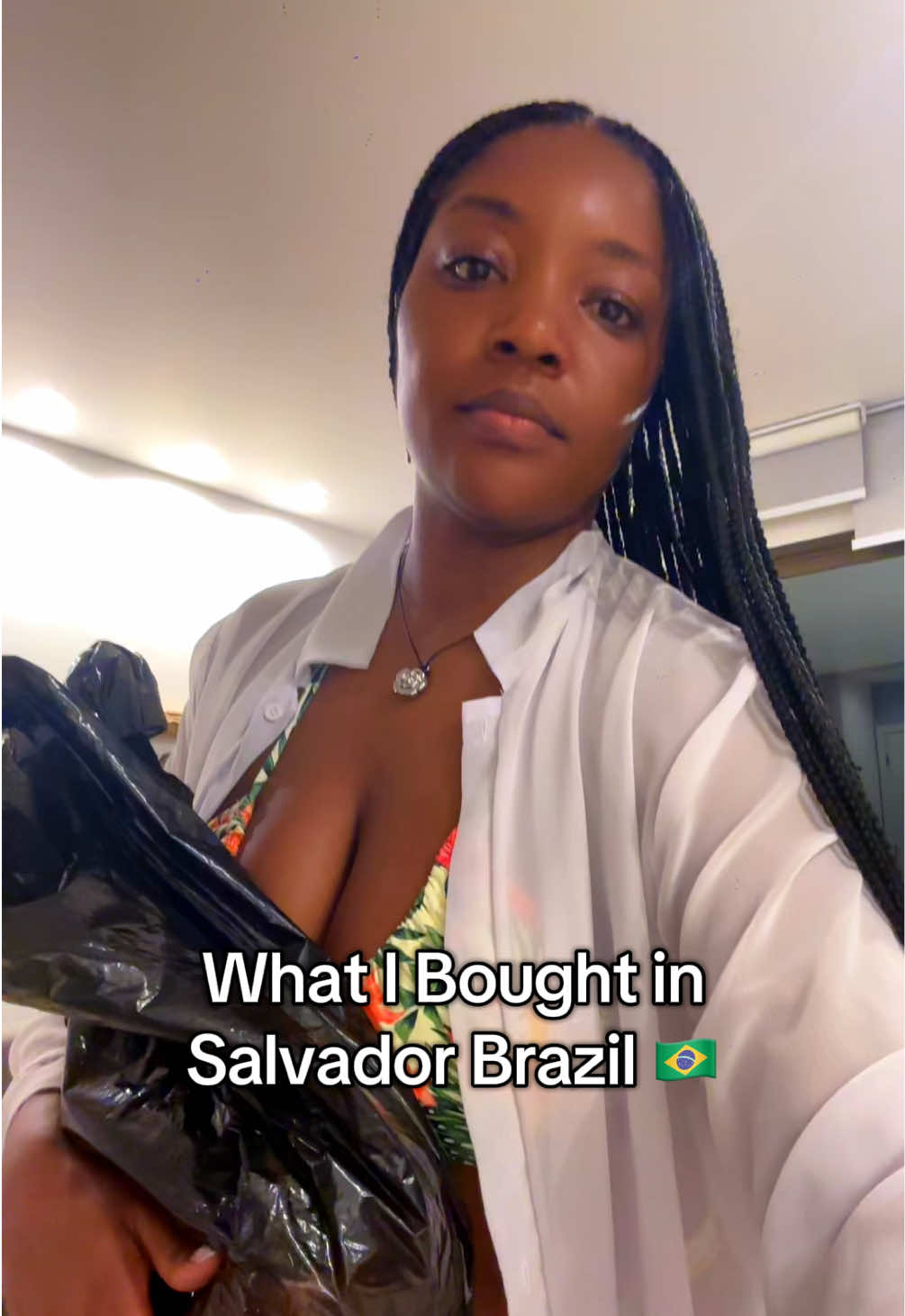 @HoneyB🐝| Solo Traveler