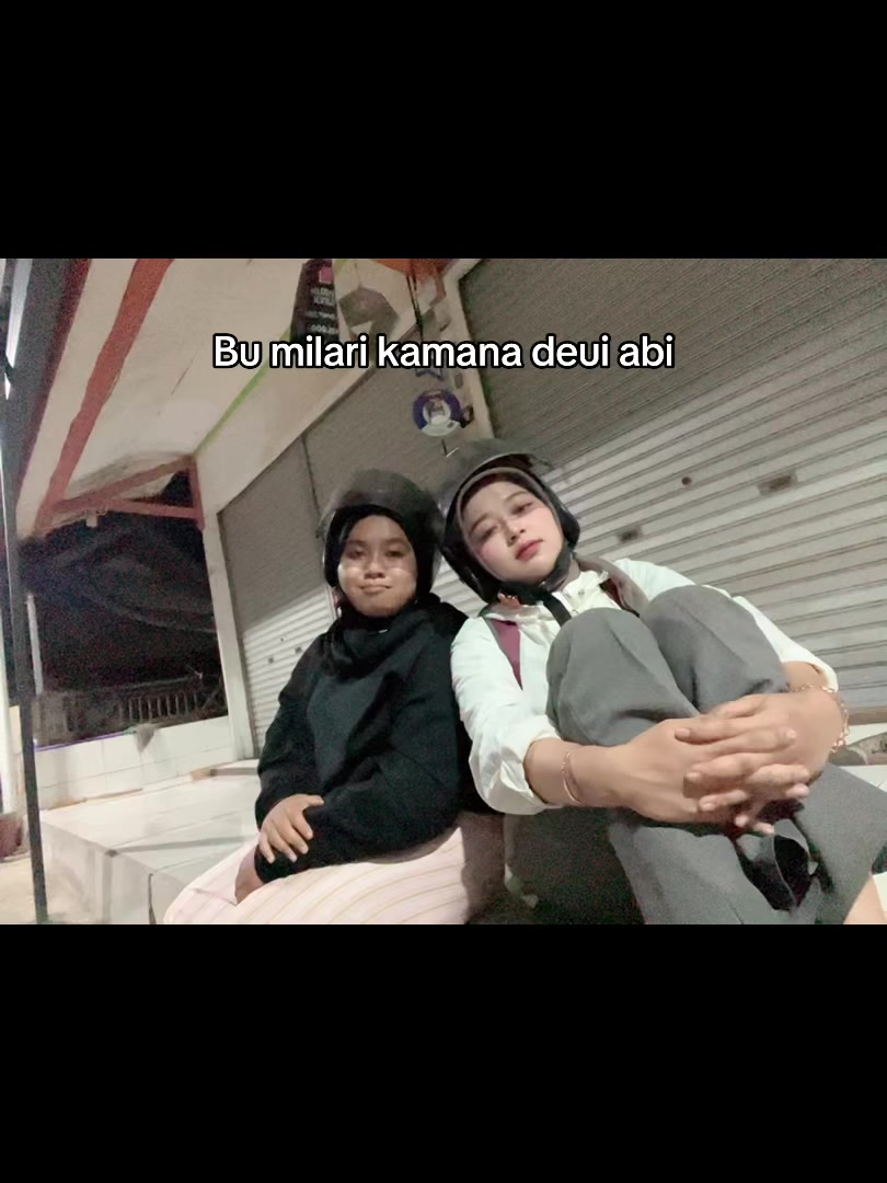 @Ariskaaaaa_