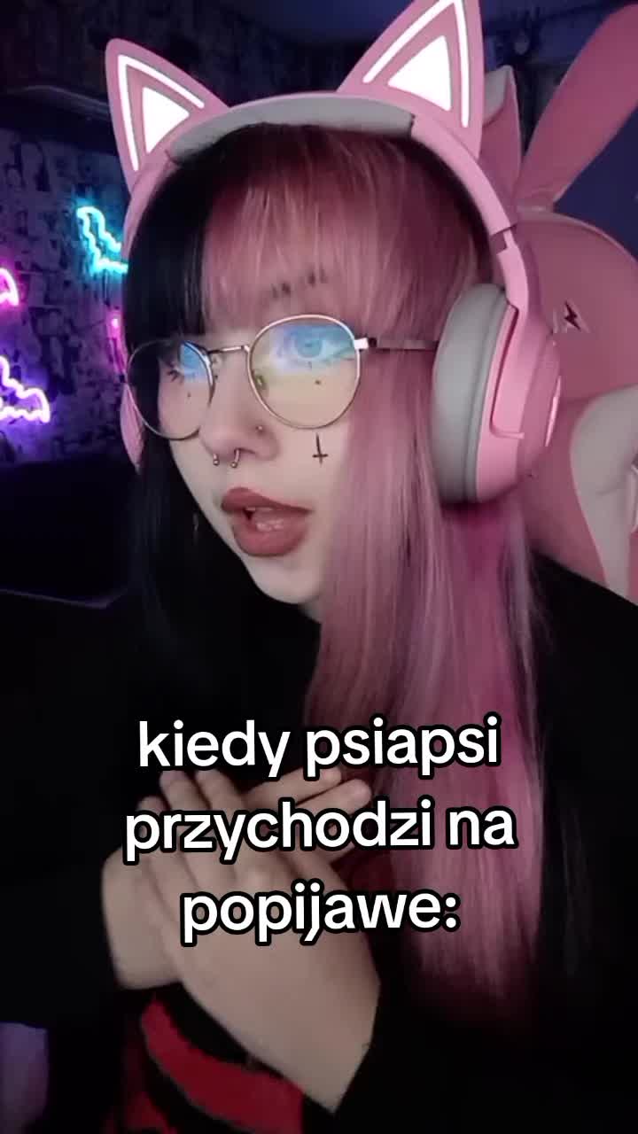 @twitch.tv/pastelbat_jpg