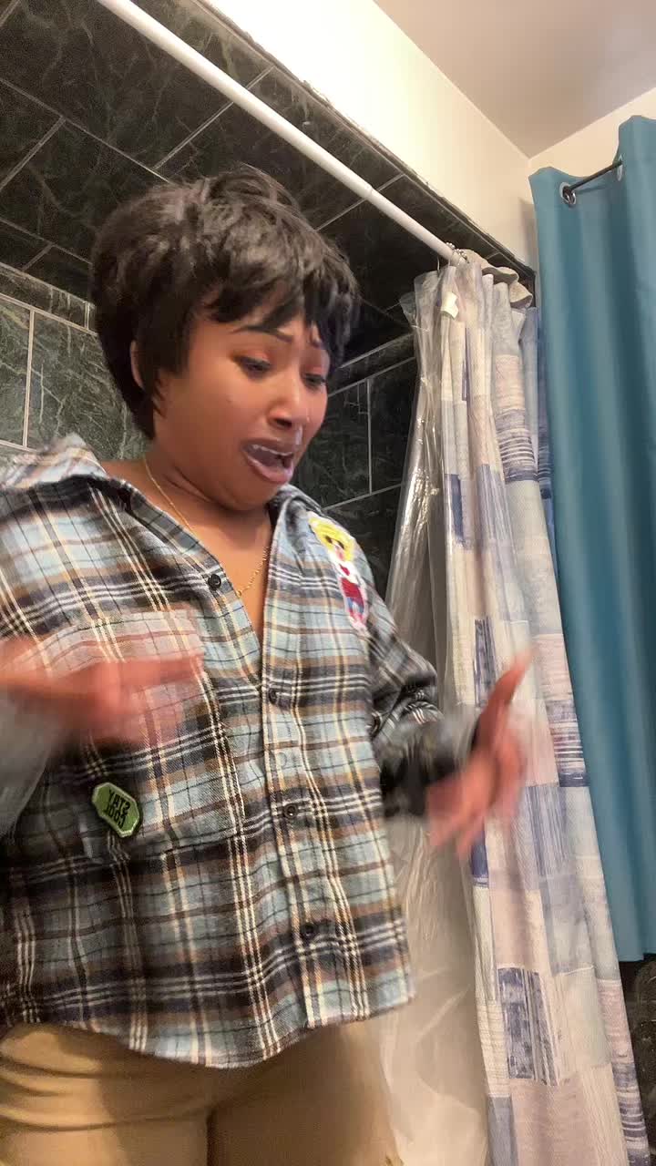 @LADY7