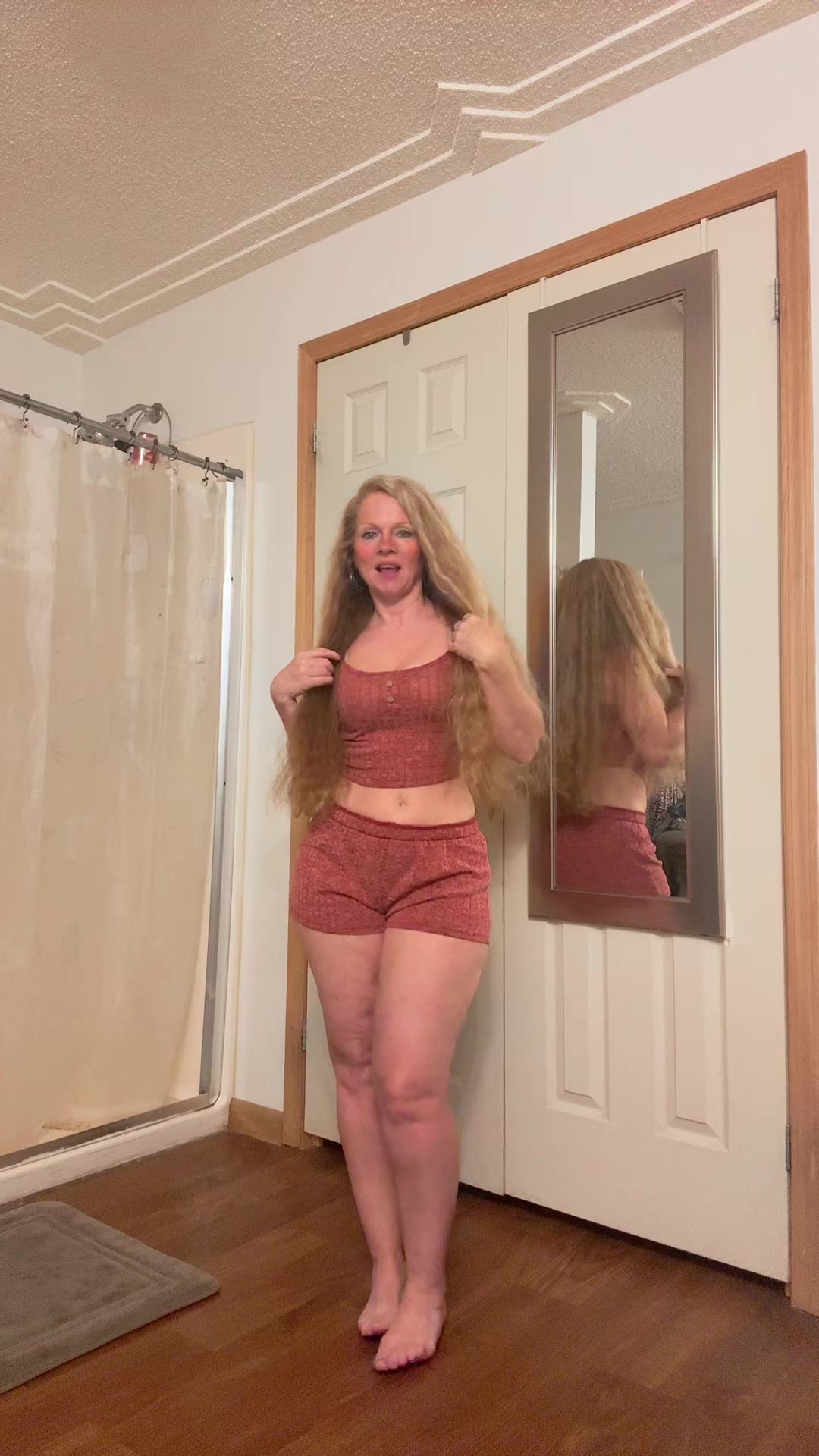 @Gg