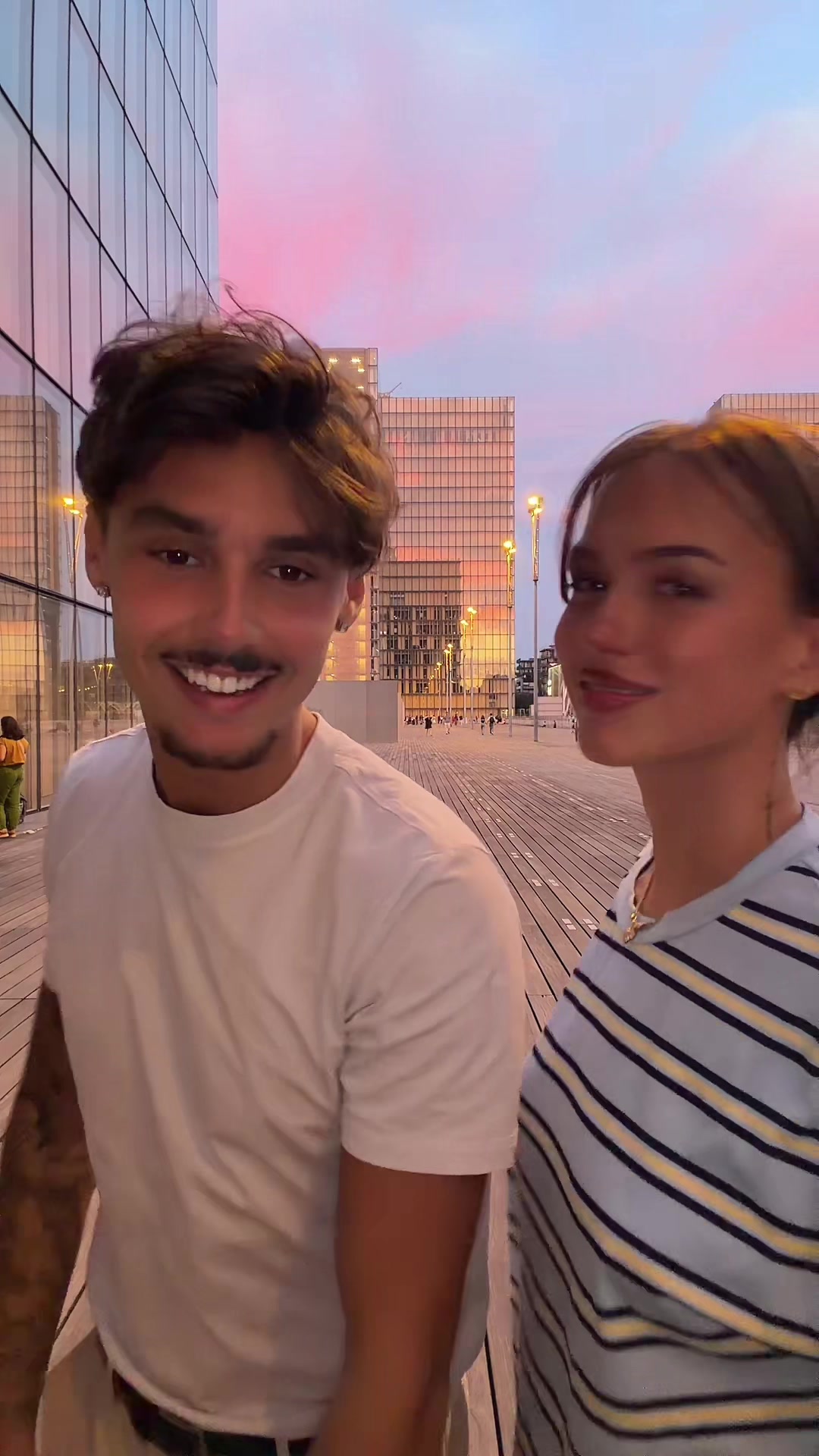 @Xéla