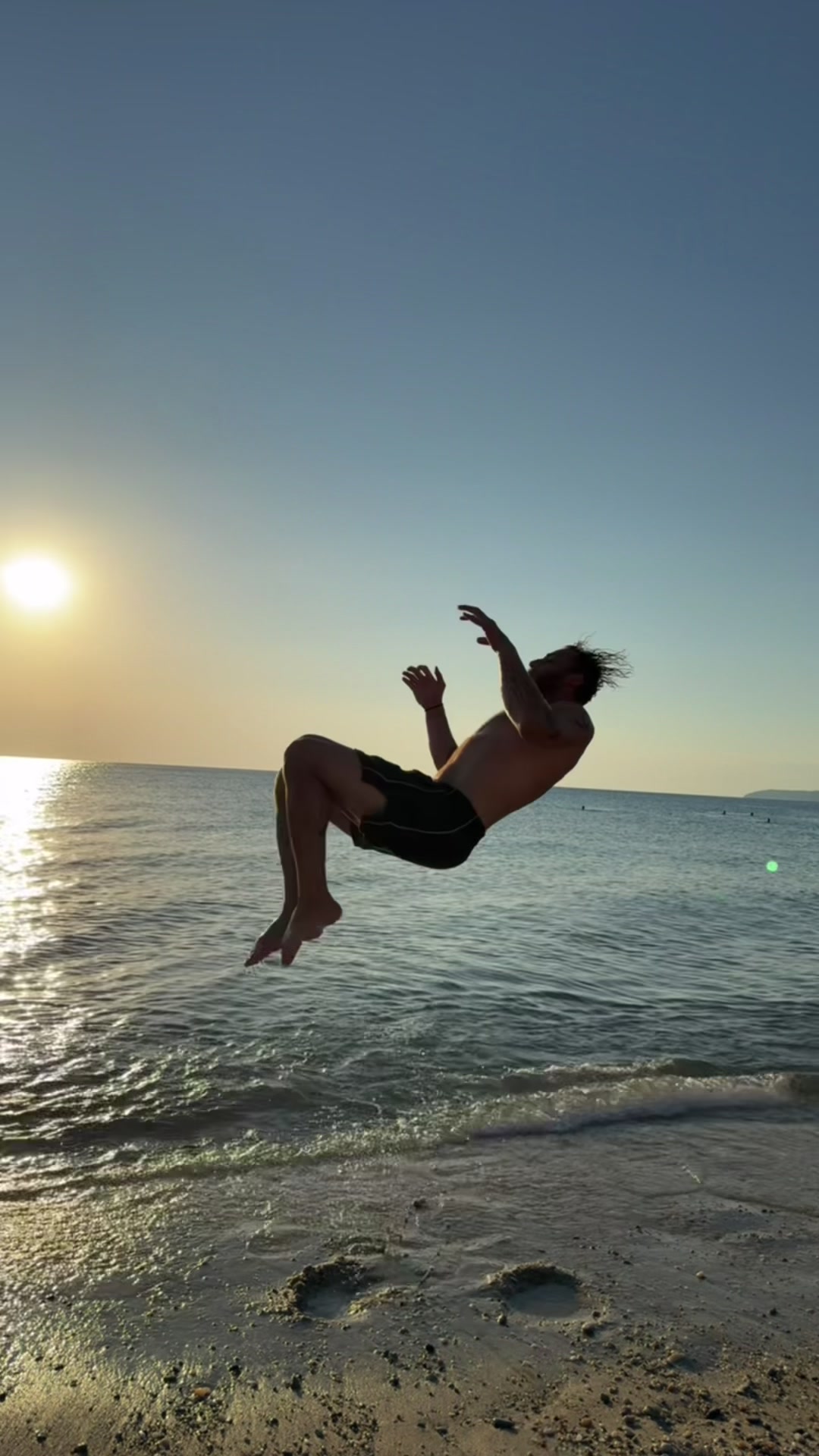 @Captain_Backflip