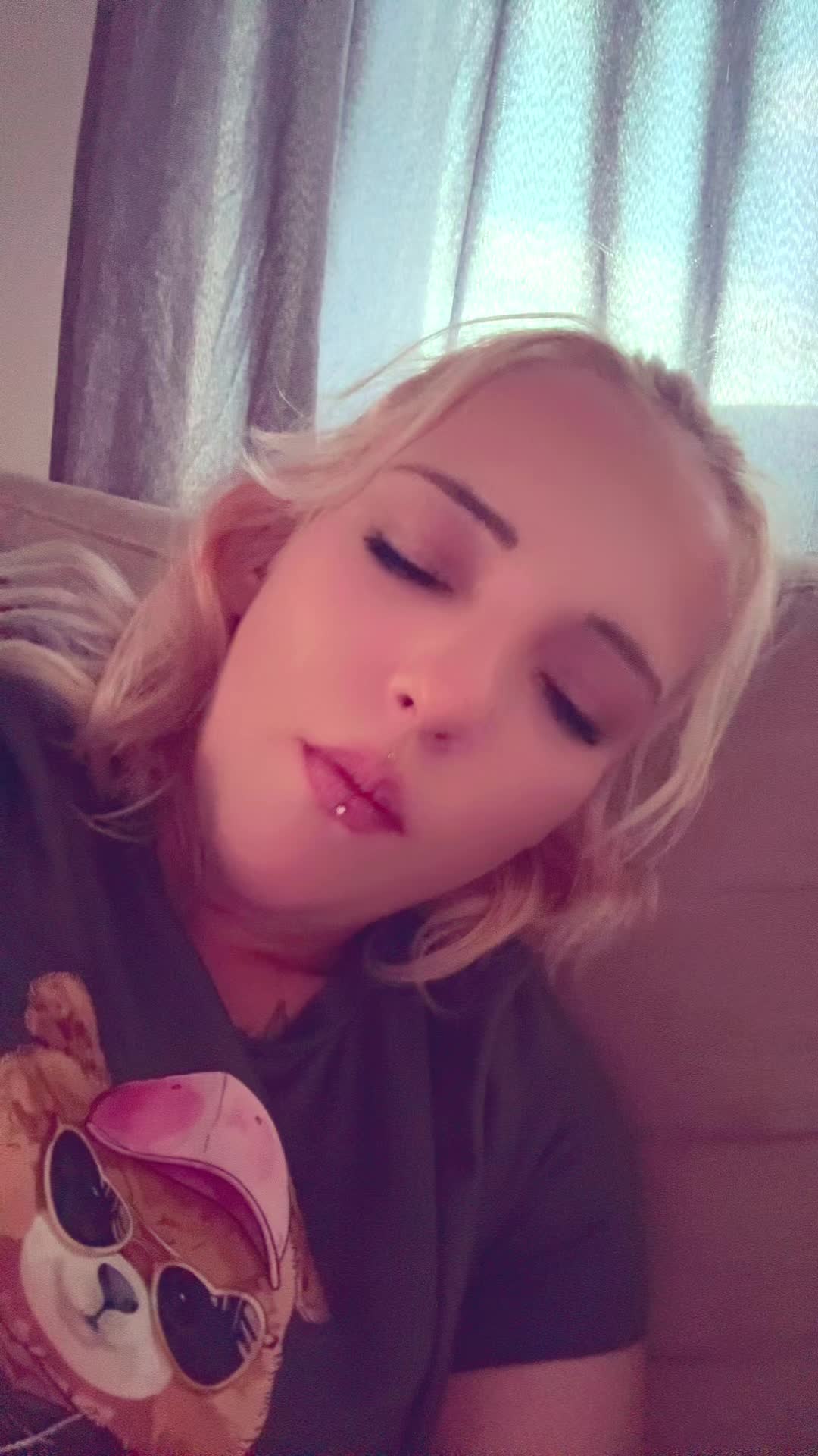 @︎꧁🖕☆♥️❀666_Queen❀♥️☆🖕꧂