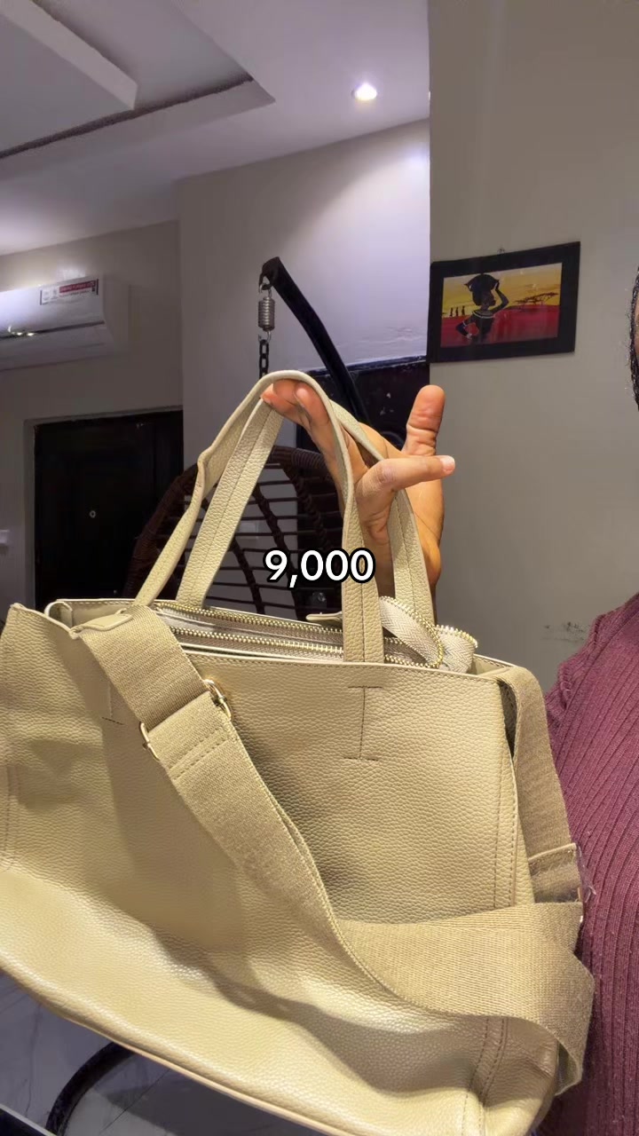 @Bag vendor in Lagos