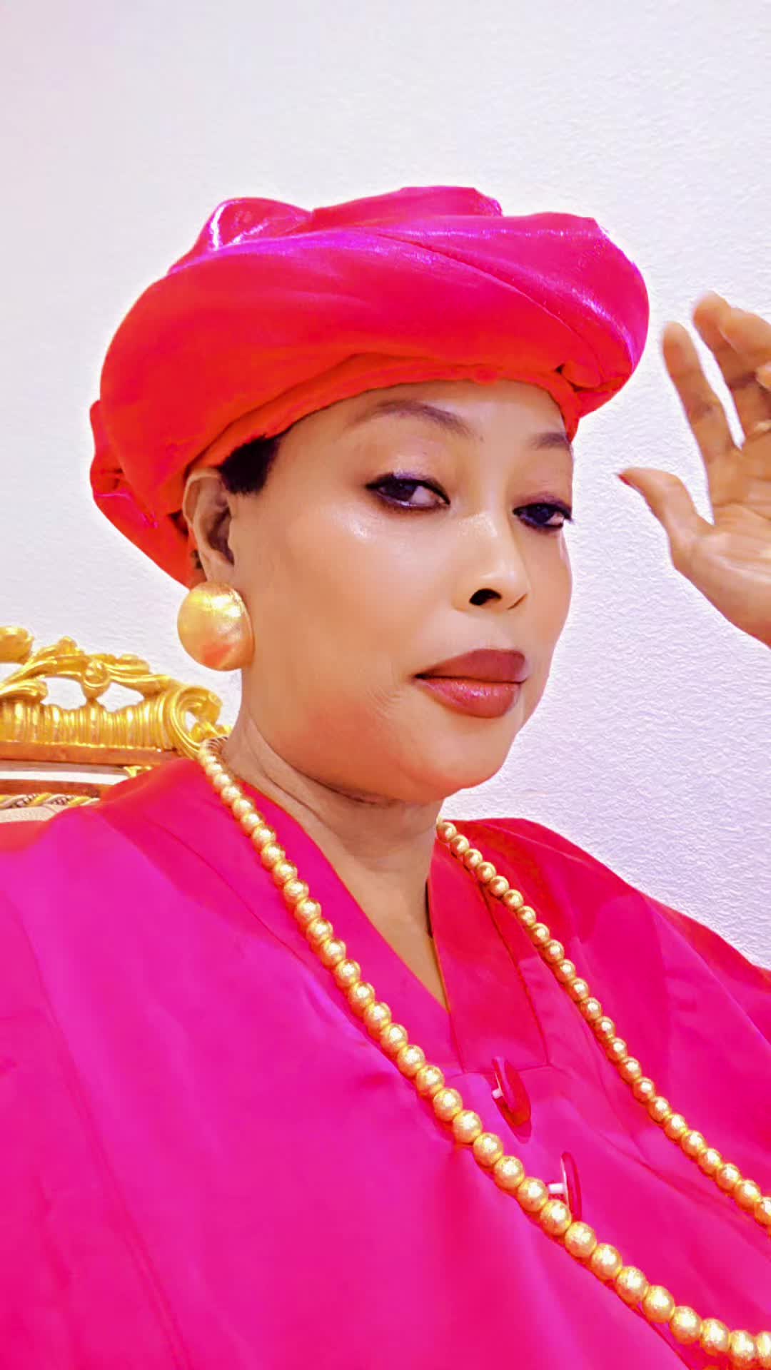 @Yeye Oge Toh Glamorous