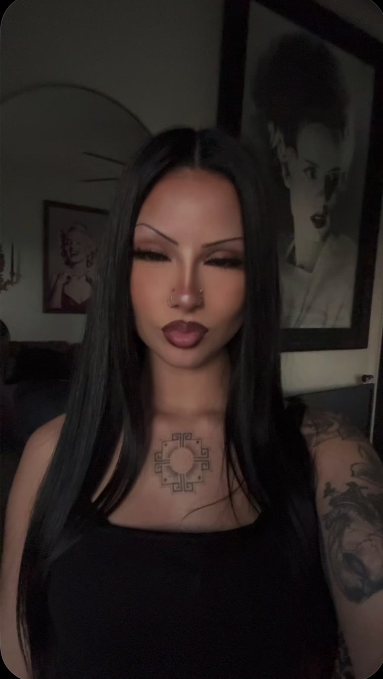 @𝔡𝔢𝔢✯