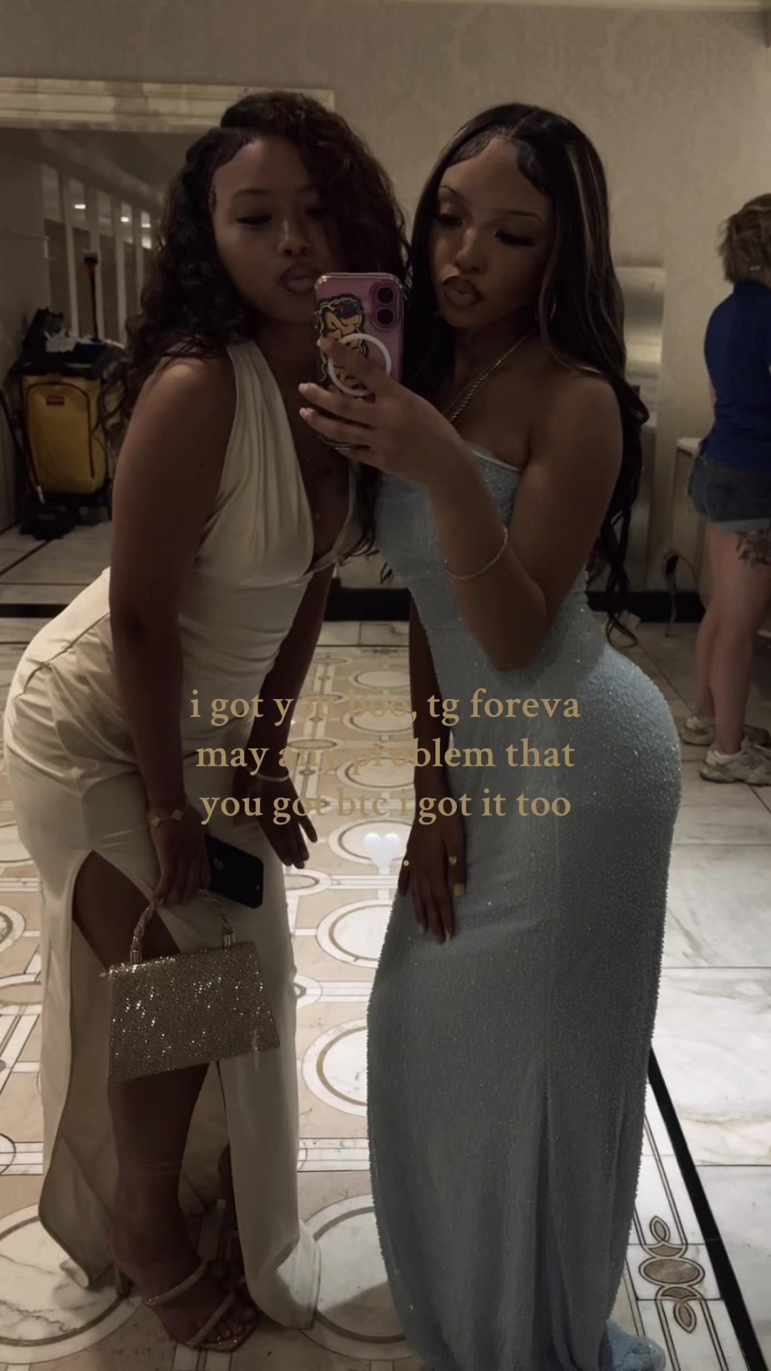 @️