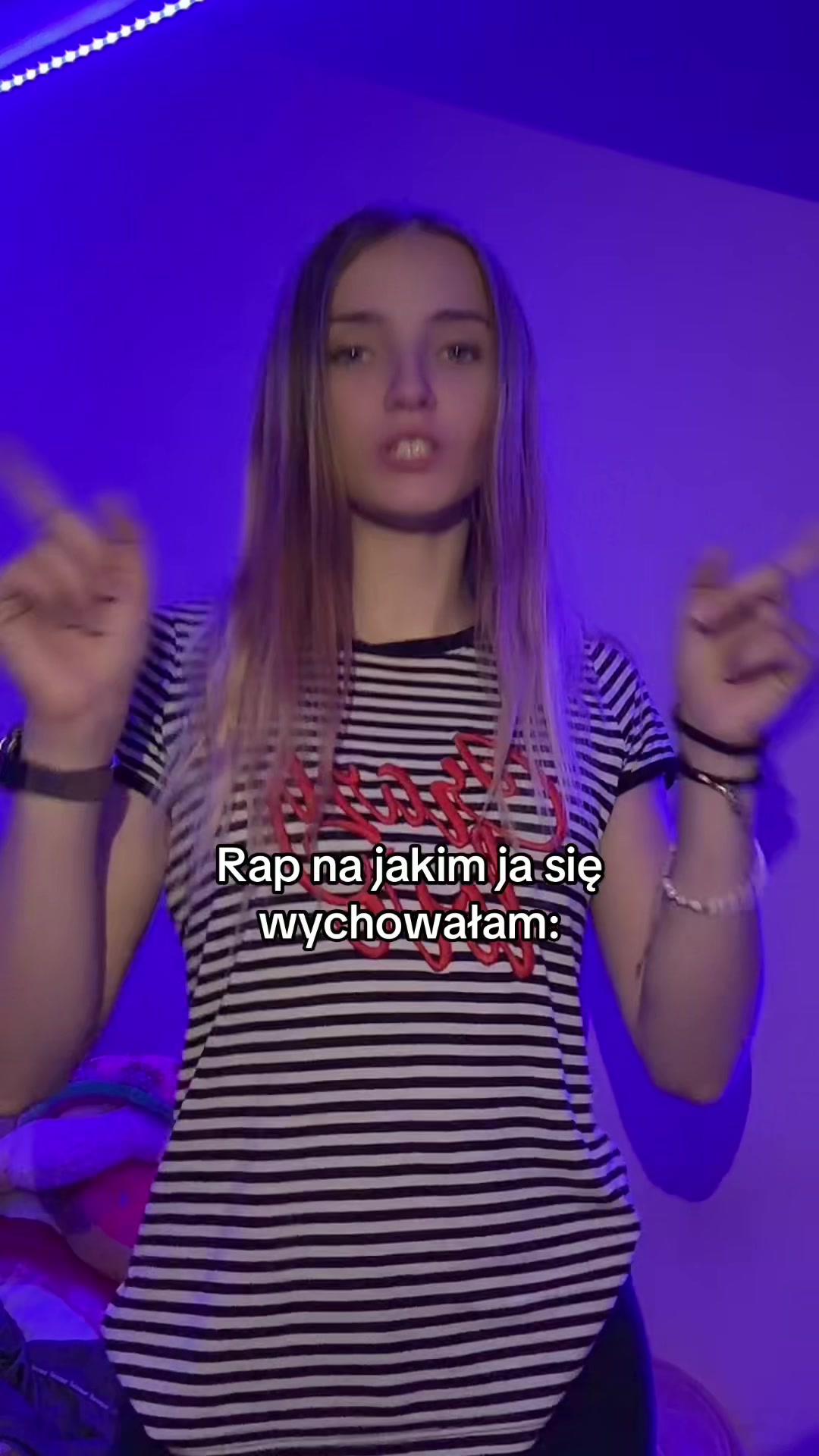 @Asiunia