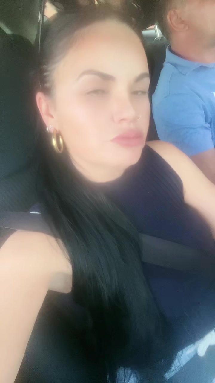 @Larisa