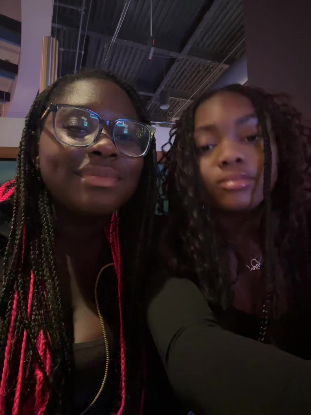 @chrissy <3