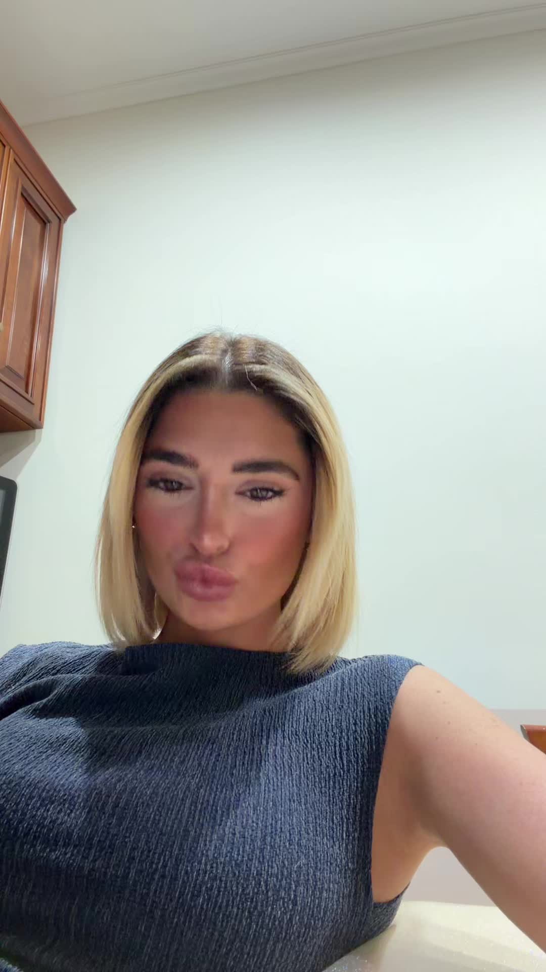 @𝑀𝑎𝑟𝑡𝑖𝑛𝑎 💖