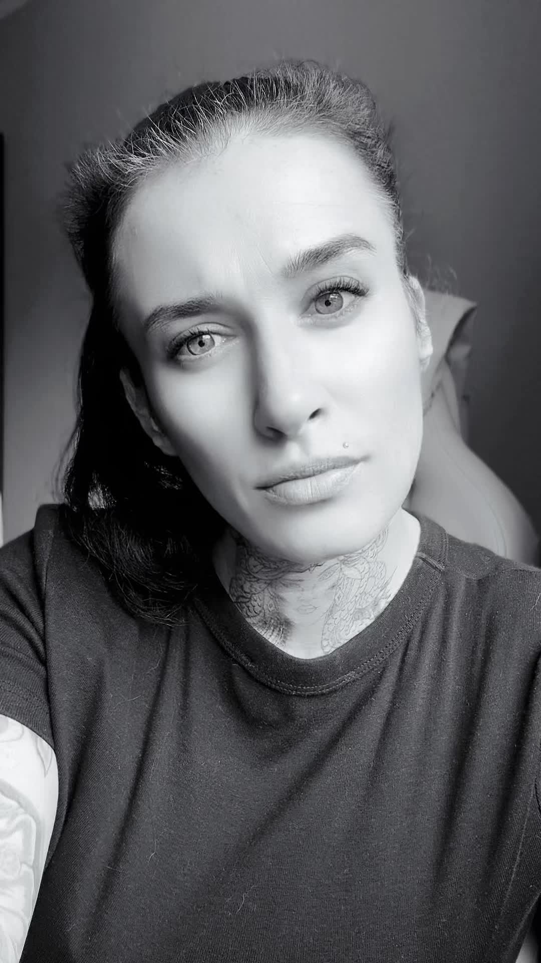 @🖤 𝐌𝐎𝐂𝐊𝐈𝐍𝐆𝐉𝐀𝐘🔥