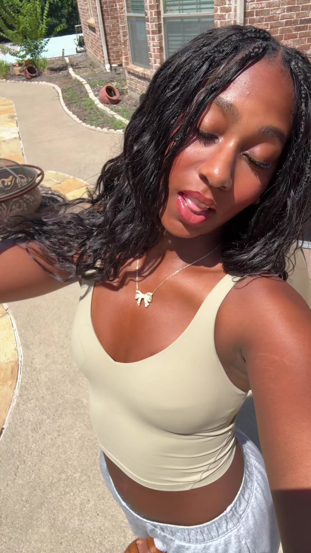 @jilliandawnsowell