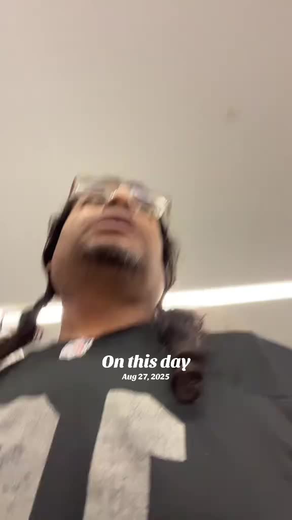 @Giz🚫🦊