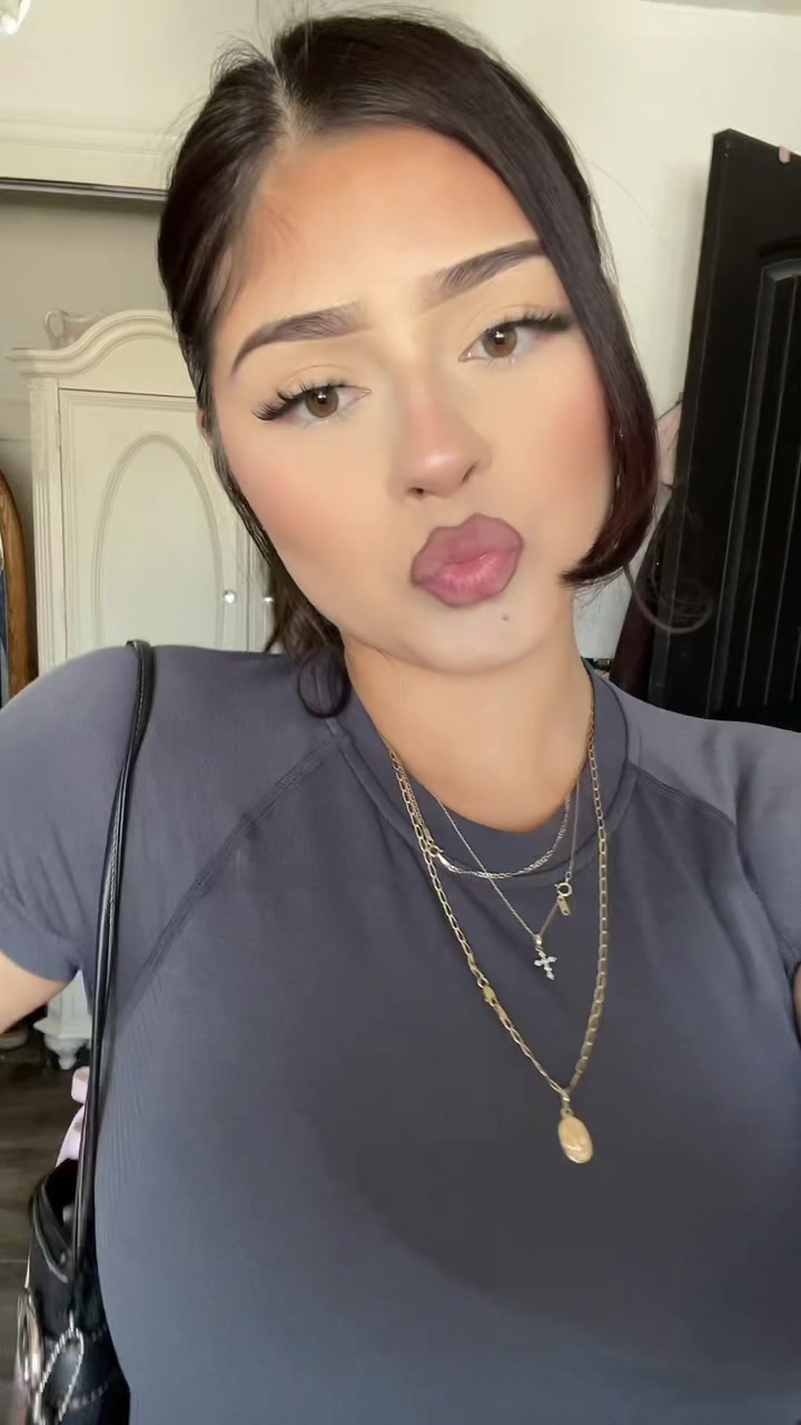 @𝕝𝕖𝕤𝕝𝕚𝕖