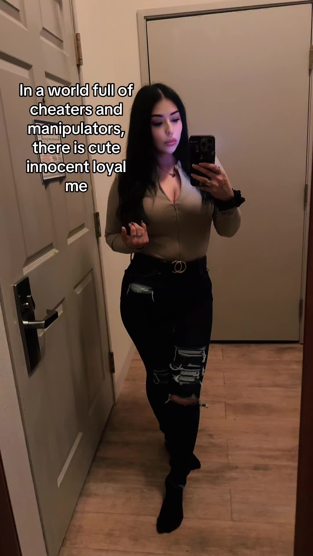 @leslye94