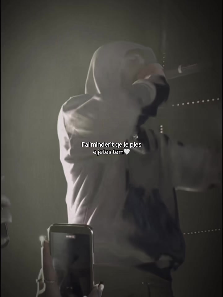 @ꜱʜᴍᴇᴋɪ🦅