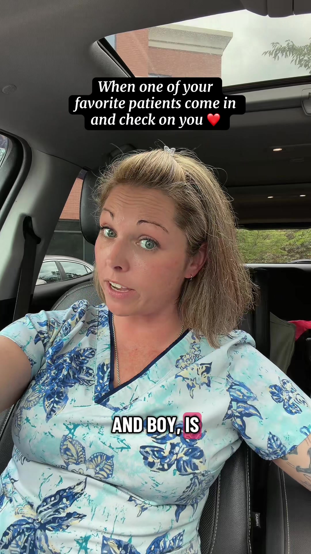 @momica_mama